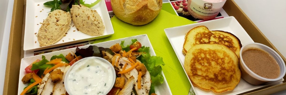 13 Plateau repas Plateau repas